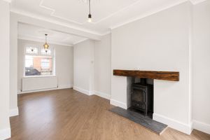 Lounge/Diner- click for photo gallery
